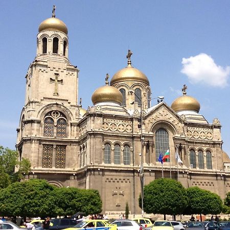 וארנה Cathedral Guesthouse מראה חיצוני תמונה